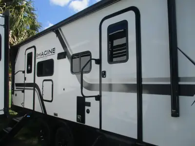 2027 Grand Design Imagine 2300MK photo 8