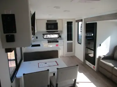 2026 Grand Design Transcend 285RKT photo 9