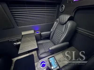 2027 Ogv Luxury Coach V-Drive 10OB photo 23