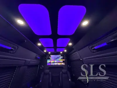 2027 Ogv Luxury Coach V-Drive 10OB photo 47