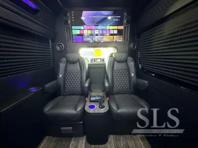 2027 Ogv Luxury Coach V-Drive 10OB photo 20