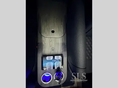 2027 Ogv Luxury Coach V-Drive 10OB photo 27