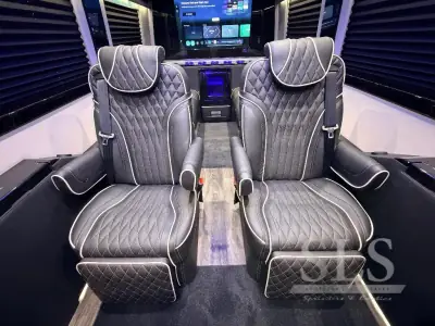 2027 Midwest Automotive Designs Business Class Dual Bench 170 EXT photo 34
