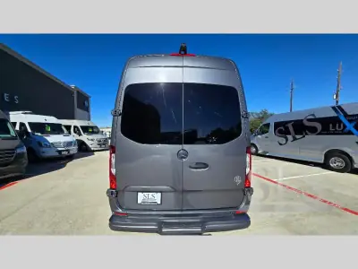 2026 Ogv Luxury Coach V-Cruise 10OBA 170EXT photo 8