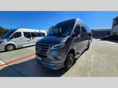 2026 Ogv Luxury Coach V-Cruise 10OBA 170EXT photo 2