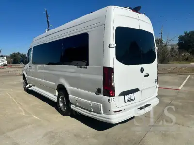 2026 Ogv Luxury Coach V-Cruise 10OBA AWD photo 8