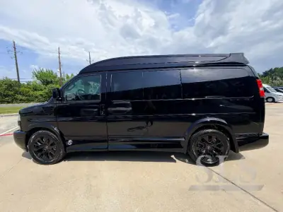 2026 Explorer Vans GMC Savanna Onyx Special Edition Gas Motor photo 7