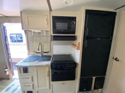 2019 Winnebago Micro Minnie photo 14