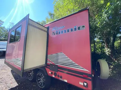 2019 Winnebago Micro Minnie photo 8