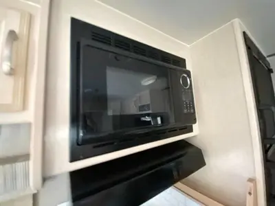 2019 Winnebago Micro Minnie photo 16