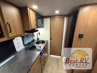 2027 Keystone Reign photo 29
