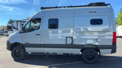 2027 Winnebago Revel photo 9