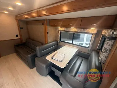 2021 Renegade Villagio photo 13