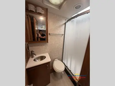 2021 Renegade Villagio photo 21