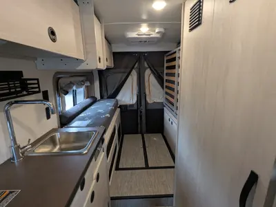 2027 Winnebago Solis photo 29