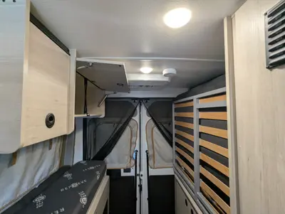 2027 Winnebago Solis photo 31
