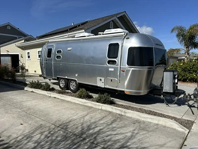2022 AIRSTREAM FLYING CLOUD photo 2
