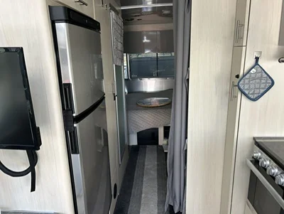 2022 AIRSTREAM FLYING CLOUD photo 7