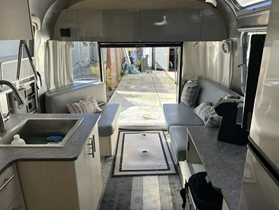 2022 AIRSTREAM FLYING CLOUD photo 8