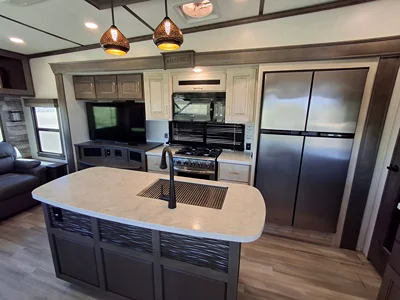 2022 ALLIANCE RV PARADIGM photo 32