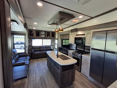 2022 ALLIANCE RV PARADIGM photo 10