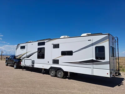 2022 ALLIANCE RV PARADIGM photo 2