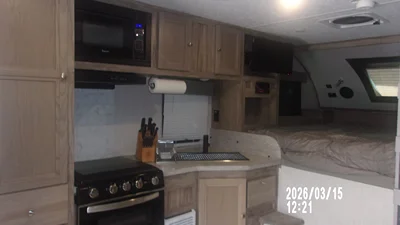 2022 PALOMINO BACKPACK TRUCK CAMPER photo 7