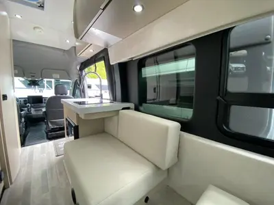 2023 Pleasure Way Ontour photo 29
