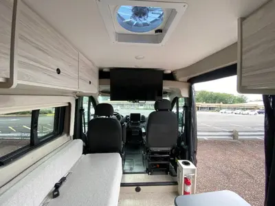 2024 Jayco Comet photo 32