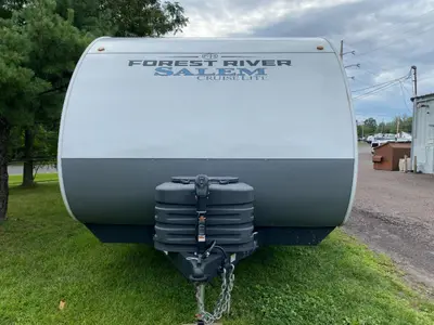 2025 Forest River Salem Cruise Lite photo 2