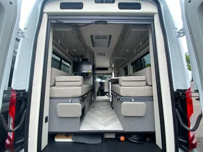 2027 Coachmen Beyond photo 38