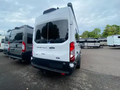 2027 Coachmen Beyond photo 8