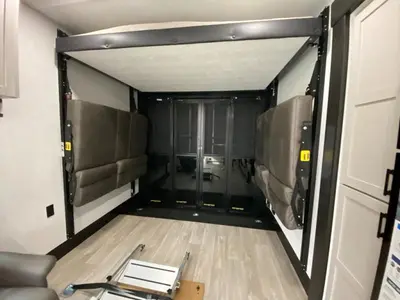 2027 Jayco Seismic photo 26