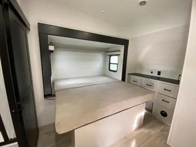 2027 Jayco Seismic photo 42