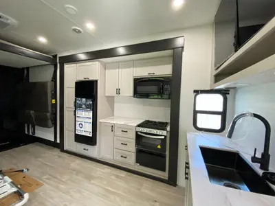 2027 Jayco Seismic photo 23