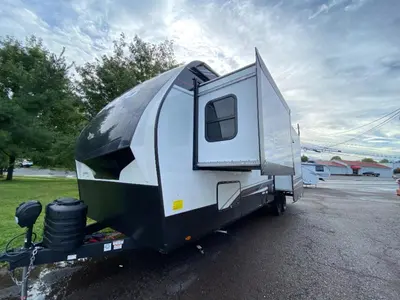 2027 Jayco Seismic photo 4