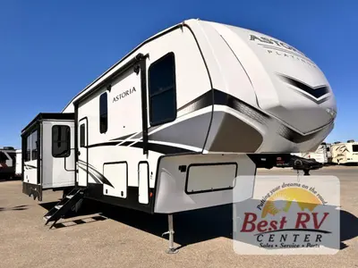 Used 2023 Dutchmen Astoria 3173RLP