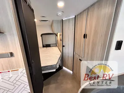 2027 Coachmen Cross Trail EV photo 34