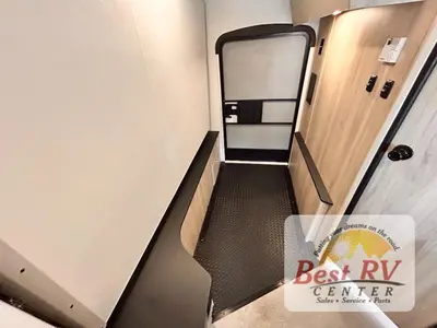 2027 Coachmen Cross Trail EV photo 48