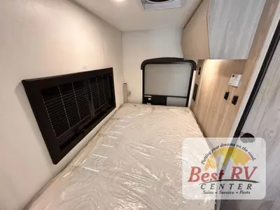 2027 Coachmen Cross Trail EV photo 42