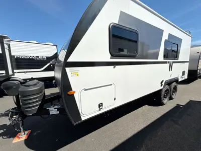 2027 Winnebago Micro Minnie photo 5