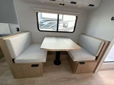 2027 Winnebago Micro Minnie photo 39