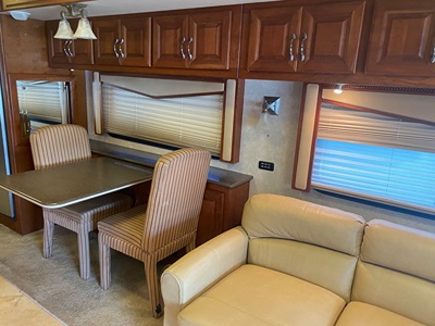 2008 FLEETWOOD AMERICAN TRADITION photo 25