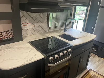 2022 COACHMEN FREEDOM EXPRESS ULTRA LITE photo 5