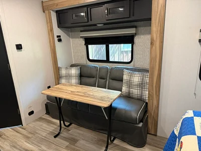 2022 COACHMEN FREEDOM EXPRESS ULTRA LITE photo 9