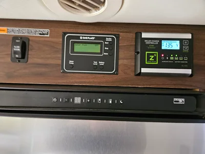 2021 WINNEBAGO NAVION photo 19