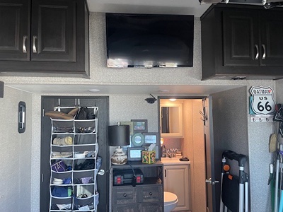 2023 JAYCO SEISMIC LUXURY SERIES photo 10