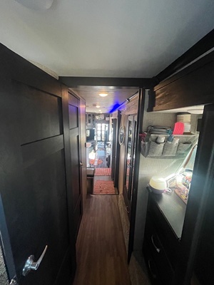 2023 JAYCO SEISMIC LUXURY SERIES photo 17