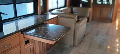 2018 THOR MOTOR COACH TUSCANY photo 7