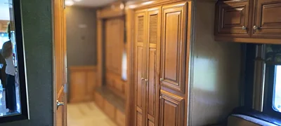 2018 THOR MOTOR COACH TUSCANY photo 6